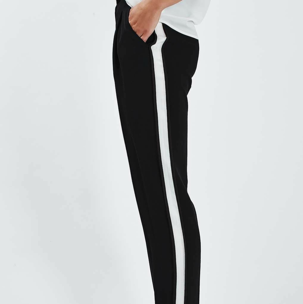 Drawstring trousers